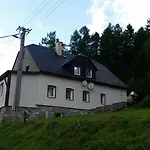Ostruznik Vendégház 3*