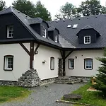 Ostruznik 3*