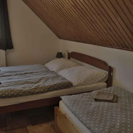 Ostruznik Guest house Ostruzna