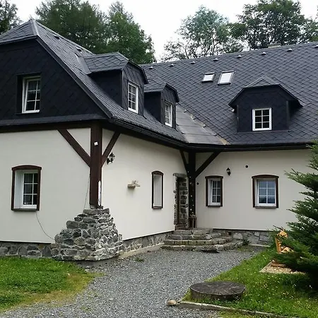 Ostruznik 3*