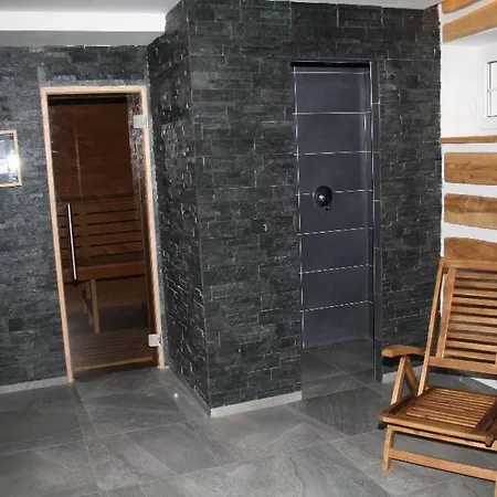 Guest house Ostruznik *